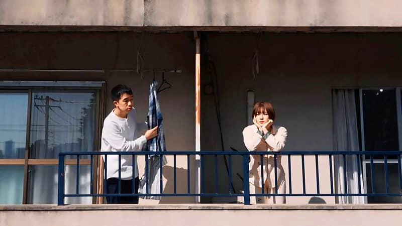 小鈴みかんが出演している『お隣さんはオナホです。ち〇ぽ借りにきてマ〇コで返す義理堅いメンヘラペットをボクは飼育しています』