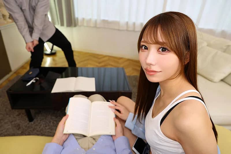 あま姉バスタイムいつもクールなお姉ちゃんはお風呂で2人きりになるとブラコンを爆発させてはおチンチンにカラダを密着させ何度も射精させてきます。 尾崎えりか